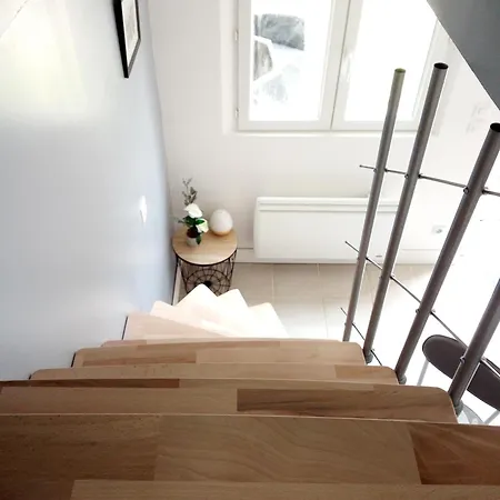 Charmant Petit Logement Bayeux Exterior photo